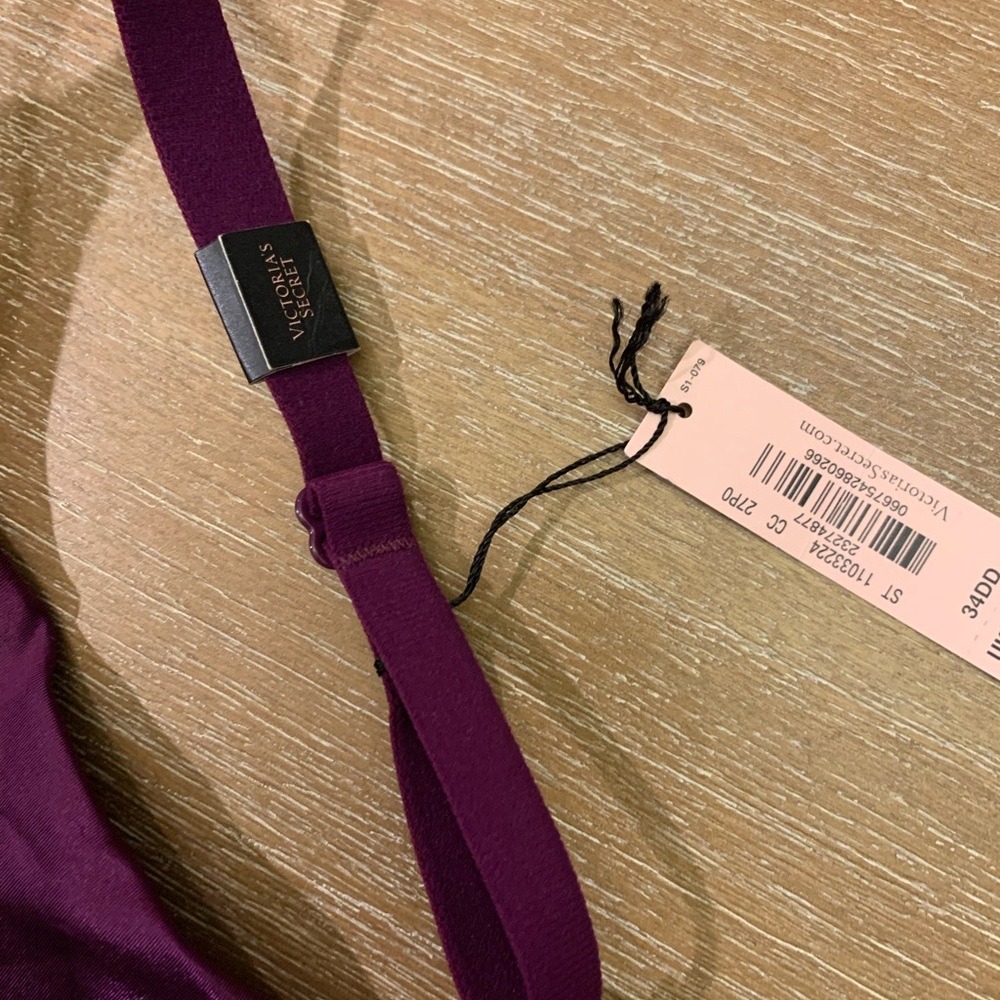 Victoria's Secret Deep Purple Push- Up Pigeonnant Bra - Picture 6 of 8